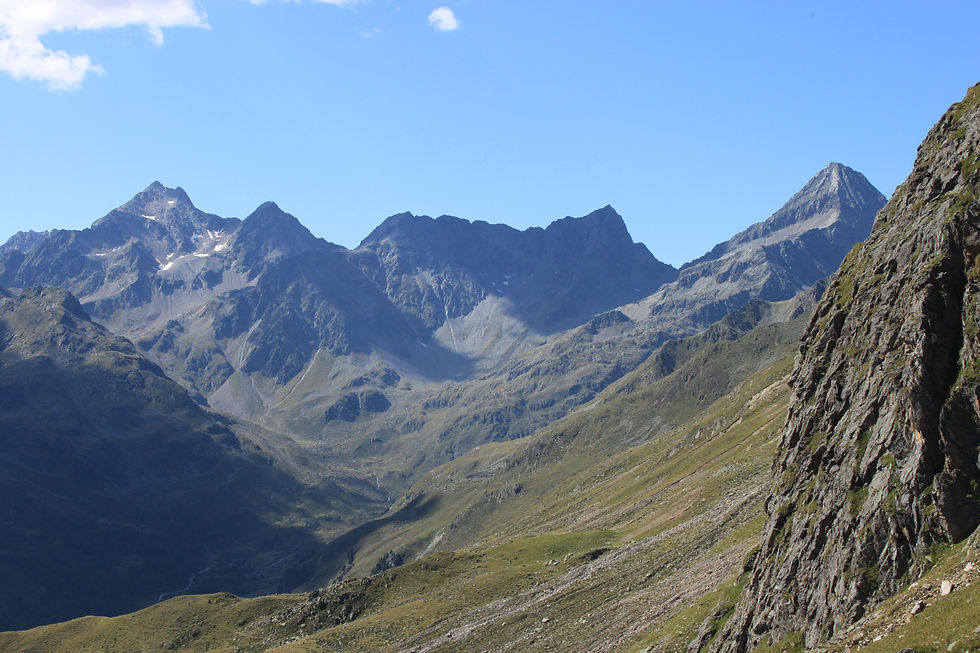 Blick von der Unteren Seescharte auf den Talschluss des Debanttals